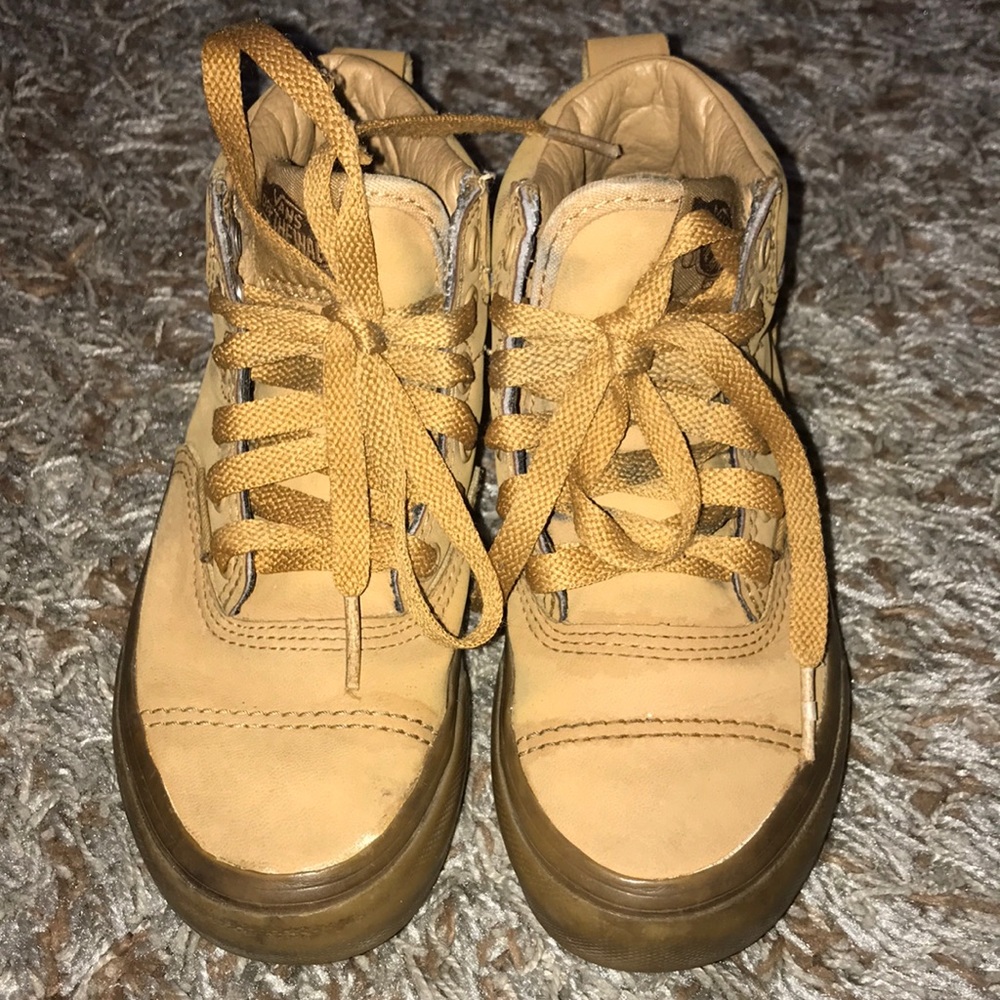 Vans high top sneakers - Picture 1 of 6